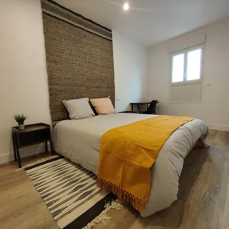 Bon Encontre, Allee De La Vierge Apartment *