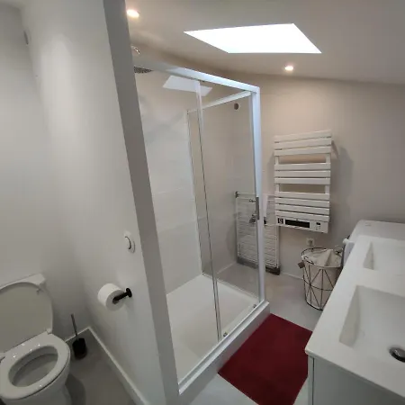 Bon Encontre, Allee De La Vierge Apartmán